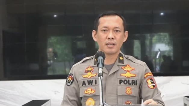 propam_polri_periksa_jenderal_polisi_diduga_lgbt