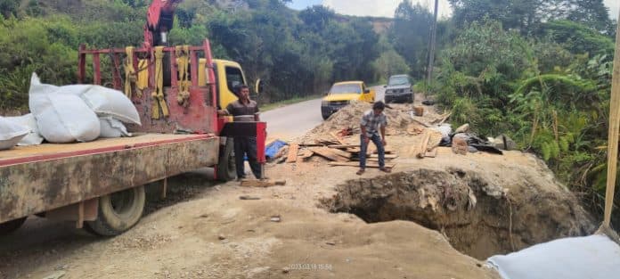 proyek_pembangunan_gorong_gorong_di_jalan_sidikalang_dolok_sanggul_berpotensi_longsor
