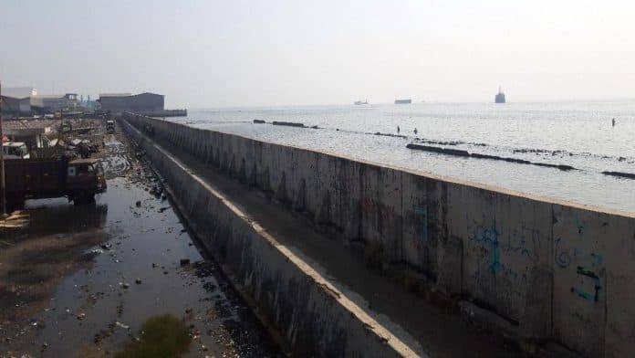 proyek_tanggul_pantai_di_utara_jakarta_akan_selesai_tahun_2025