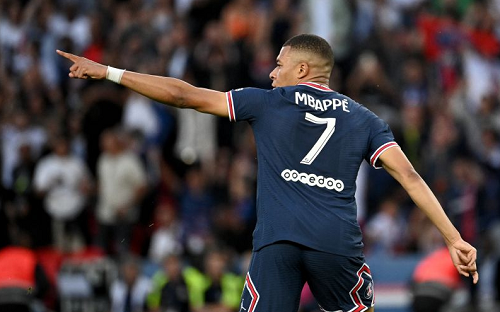 psg_berpesta_5_gol_tanpa_balas_ke_gawang_metz