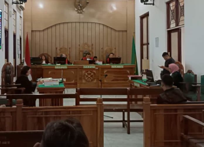 pt_medan_anulir_vonis_penjara_seumur_hidup_kurir_1_kg_sabu
