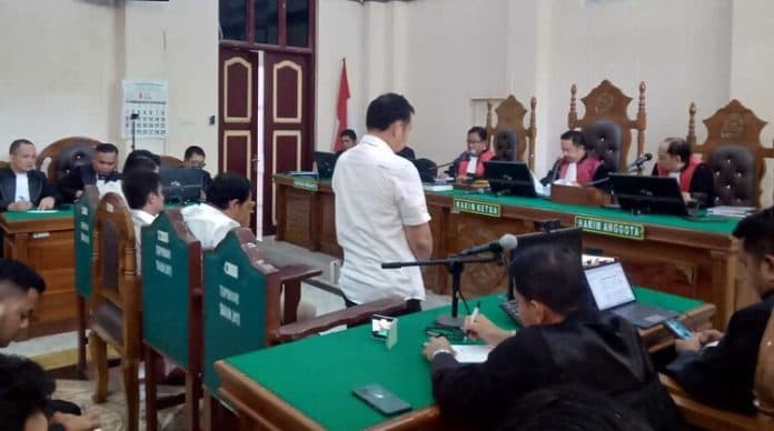 pt_medan_kuatkan_hukuman_penyuap_bupati_labuhanbatu_nonaktif_erik