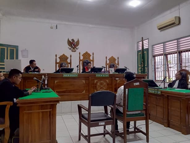 pt_medan_perberat_hukuman_eks_ketua_dan_eks_bendahara_bawaslu_karo