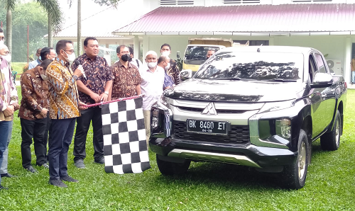 ptpn_2_salurkan_5_ribu_paket_lebaran_kepada_pensiunan