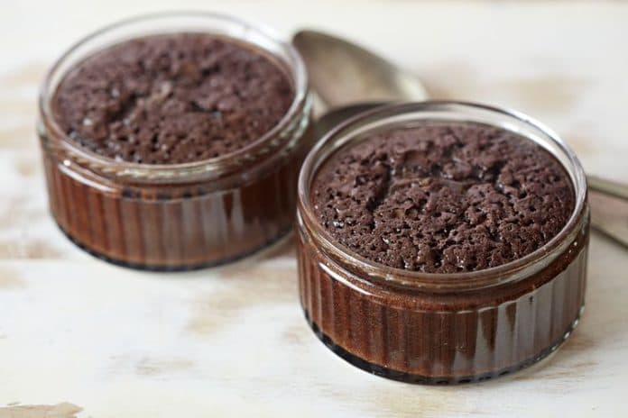 puding_cokelat_kukus_camilan_mudah_dibikin_saat_libur
