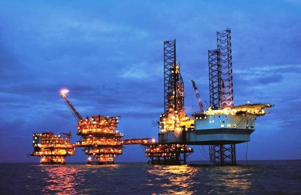 puluhan_juta_barel_cadangan_gagal_dilepas_harga_minyak_meroket