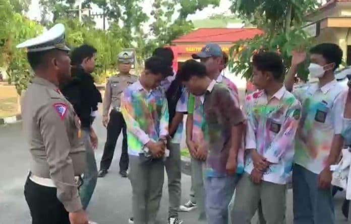 puluhan_pelajar_sma_diamankan_dari_objek_wisata_pantai_kelang_sergai