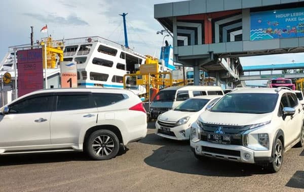 puncak_arus_balik_mudik_di_bakauheni_diprediksi_pada_15_april_2024