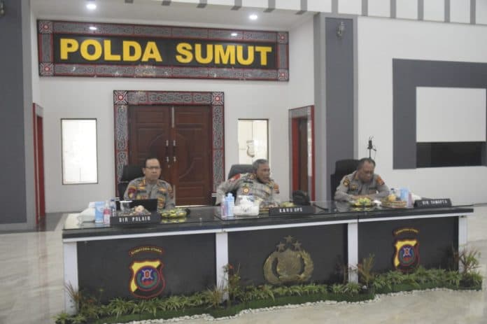 puncak_arus_mudik_nataru_mulai_23_desember_208_pospam_didirikan_di_sumut