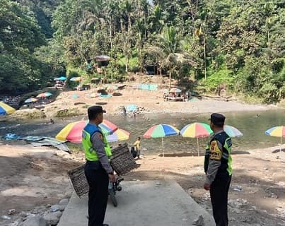 puncak_libur_lebaran_1445_h_polsek_sipispis_awasi_air_bartong