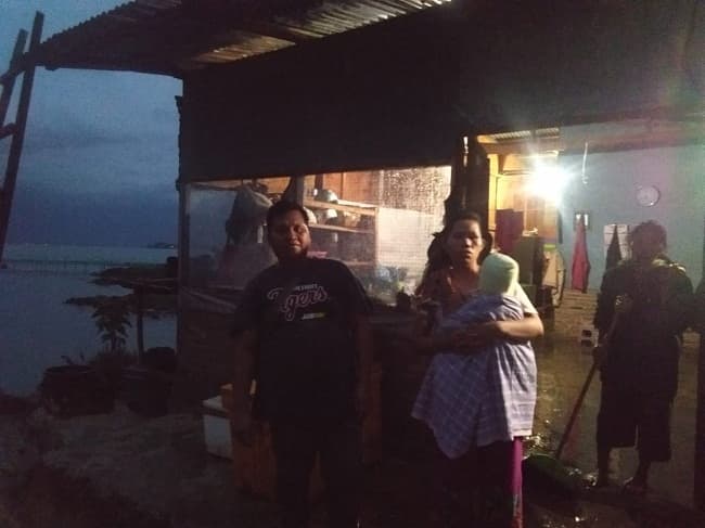 puting_beliung_terjang_5_rumah_di_balige_salah_satunya_milik_samsir_purba