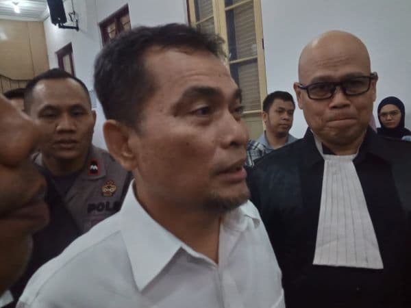 putusan_banding_mantan_kadinkes_sumut_tetap_dihukum_10_tahun_penjara