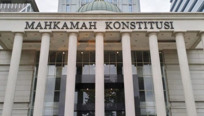 putusan_mkmk_9_hakim_mk_dilaporkan_ke_bareskrim