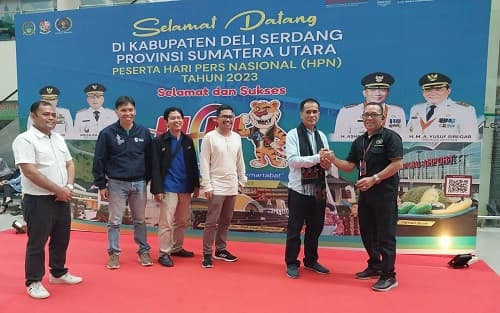 pwi_dki_apresiasi_panitia_hpn_di_bandara_kualanamu
