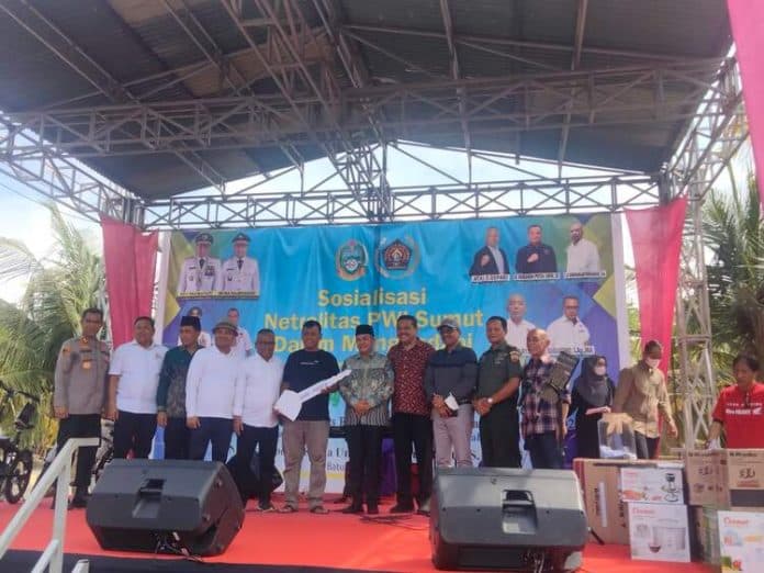 pwi_sumut_gelar_family_gathering_di_batu_bara_ratusan_wartawan_hadir