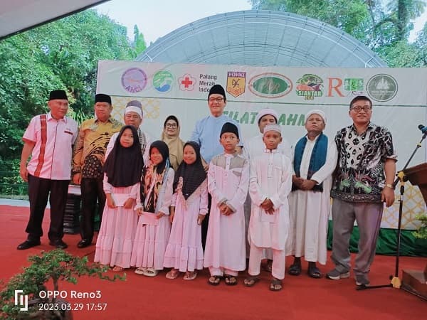 rahmat_shah_ajak_ummat_mempererat_silaturahmi_dan_bukber_bersama_anak_yatim