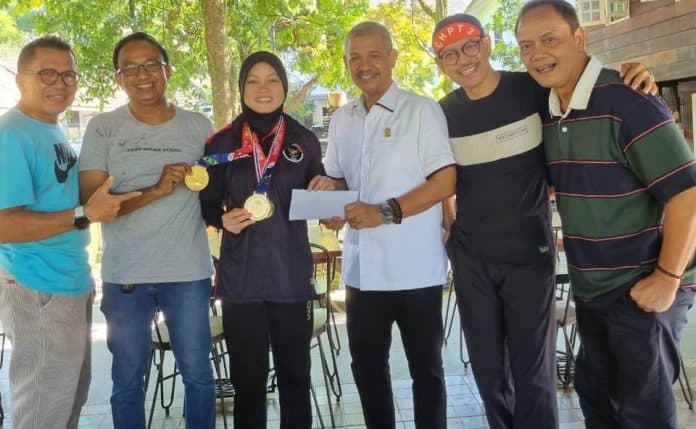 raih_dua_medali_emas_atlet_sepeda_asal_sumut_banjir_bonus