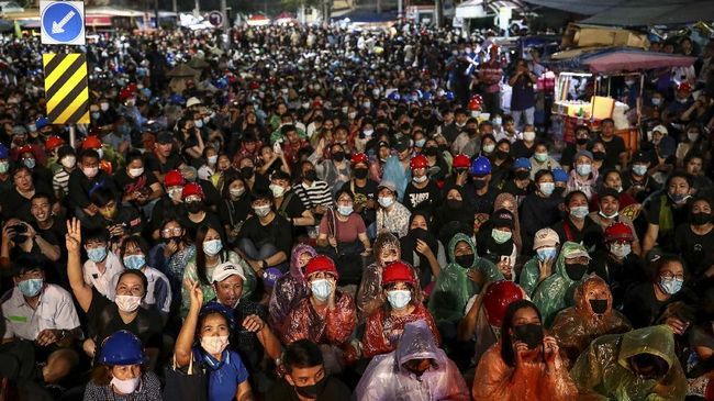 raja_thailand_dituduh_aktivis_memerintah_dari_jerman