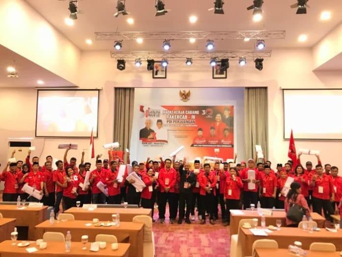 rakercab_pdip_deli_serdang_gotong_royong_memenangkan_pemilu_serentak_2024