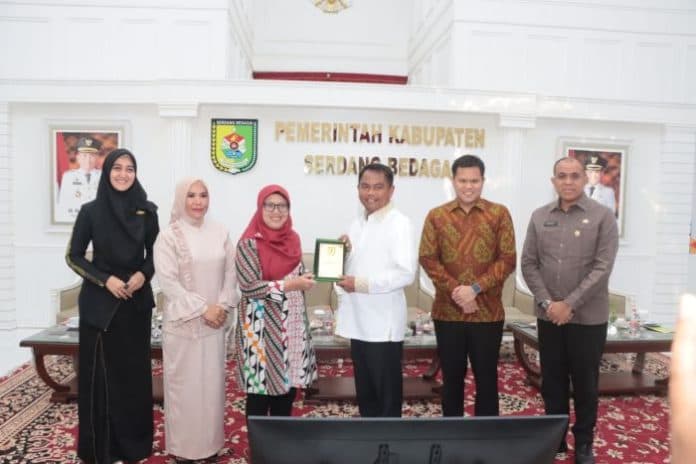 rakor_apkasi_provsu_bupati_sergai_komit_bangun_sdm_wujudkan_sekolah_mantab