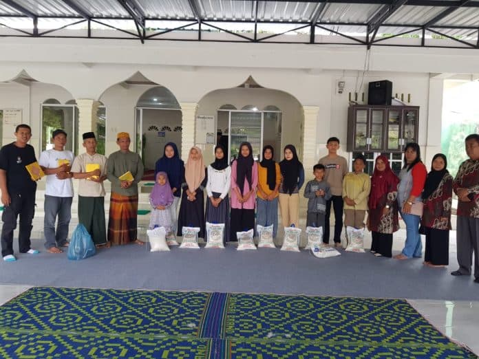 ramadhan_barokah_novri_ompusunggu_santuni_anak_yatim_di_mesjid_al_musyawarah_siantar