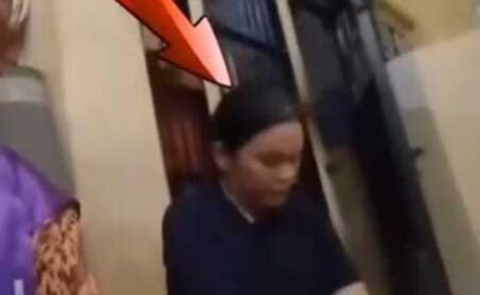 ratu_entok_beribadah_di_sel_tahanan_pria_begini_kata_polisi