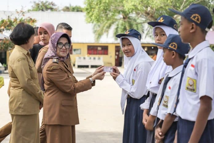 ratusan_pelajar_siantar_dari_5_sekolah_terima_kia
