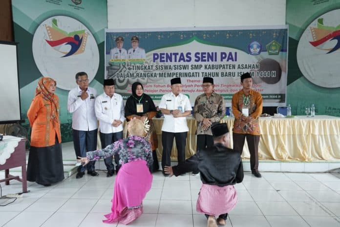 ratusan_pelajar_smp_di_asahan_meriahkan_pentas_seni_pendidikan_agama_islam