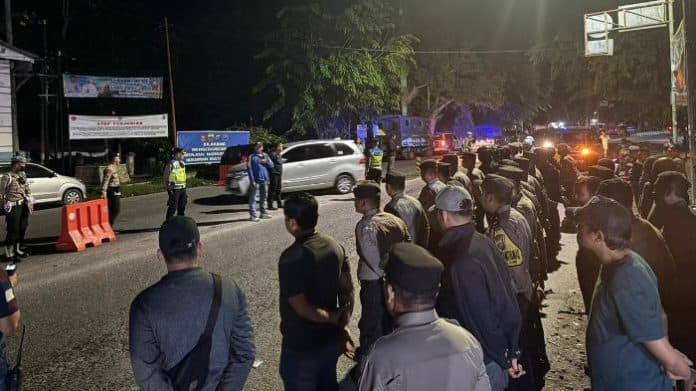 razia_gabungan_cipta_kondisi_polres_tanjung_balai_sita_senpi_ilegal_dan_puluhan_kendaraan