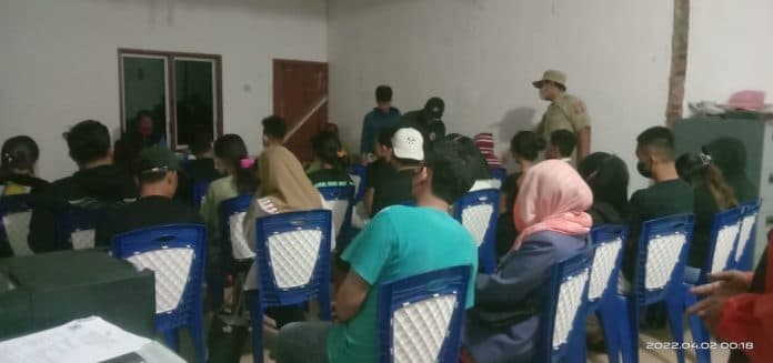 razia_pekat_dinsos_pematangsiantar_12_pasangan_bukan_suami_istri_terjaring