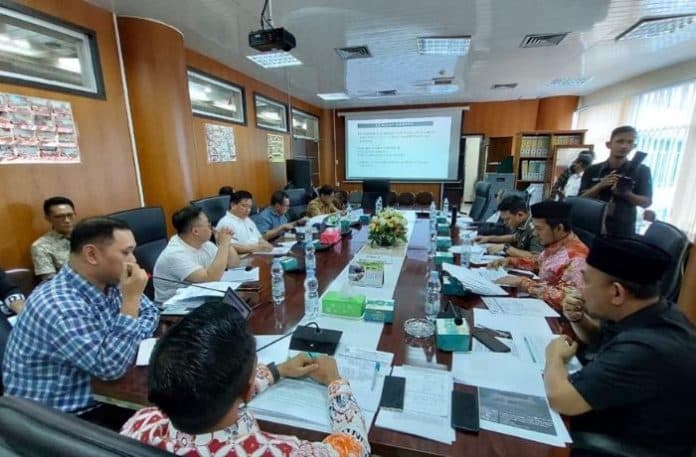 rdp_penyempitan_jalan_sampali_haris_kelana_dukung_program_pemko_dengan_sosialisasi