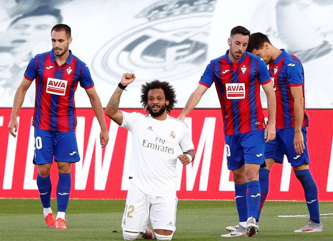 real_madrid_cukur_eibar_3_0_zidane_kami_mengalami_kesulitan_babak_kedua