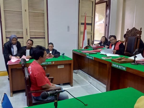 rebutan_lapak_parkir_berujung_kematian_pelaku_dipenjara_9_tahun