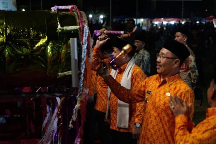 resmi_dibuka_bupati_labusel_minta_mtq_dan_fsq_xv_jangan_seremonial_belaka