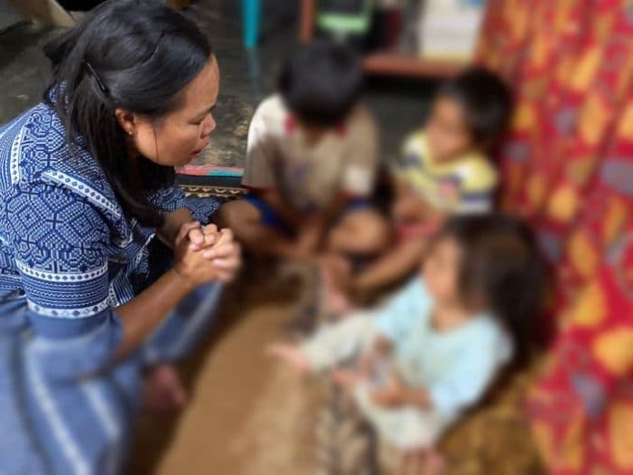 respon_cepat_pemkab_dairi_dampingi_keluarga_korban_kdrt_sadis