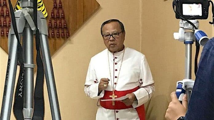 ribuan_pastor_dan_suster_galang_dana_bantuan_natal_untuk_guru_honorer