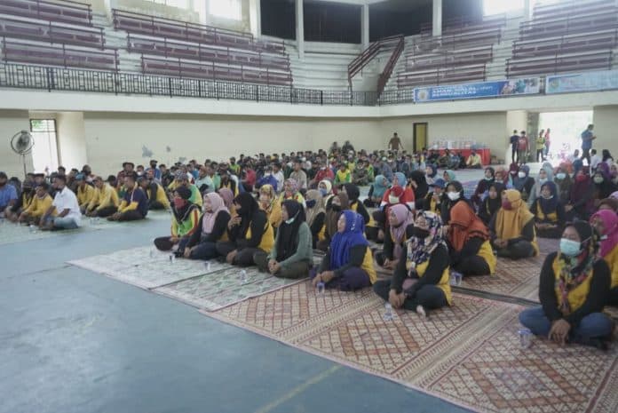 ribuan_petugas_kebersihan_di_asahan_silaturahmi_dengan_wakil_bupati
