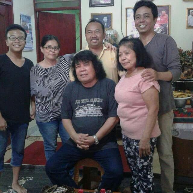 rip_pelawak_edison_sibuea_meninggal_dunia_terserang_covid_19