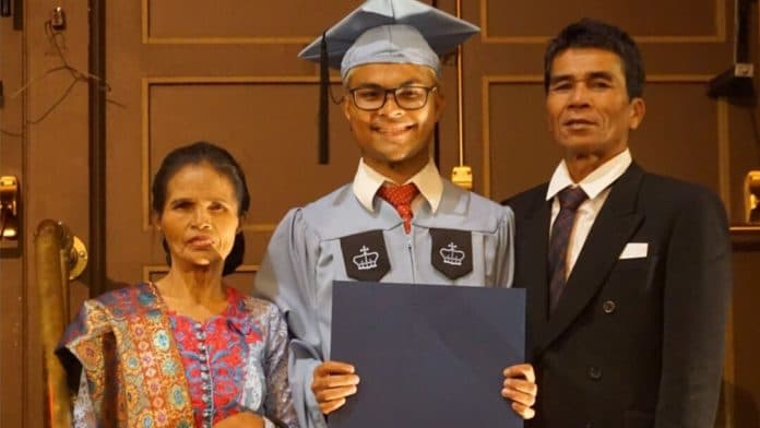robinson_sinurat_anak_buruh_tani_jebolan_columbia_university