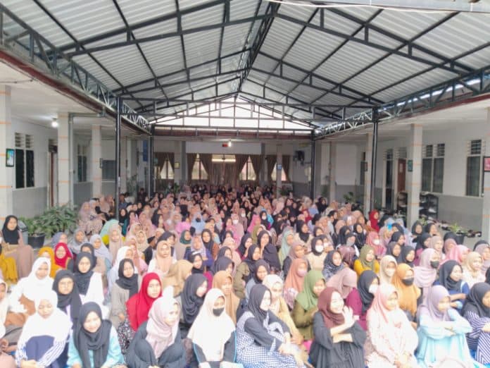 rohis_bersama_phbi_smk_negeri_1_siantar_gelar_peringatan_isra_miraj