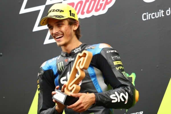 rossi_bakal_cekcok_dengan_luca_marini_di_motogp
