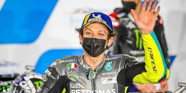 rossi_latihan_bareng_vr46_jelang_motogp_italia_2021