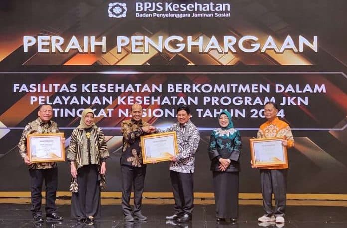 rs_adam_malik_raih_penghargaan_bpjs_kesehatan_tingkat_nasional_2024