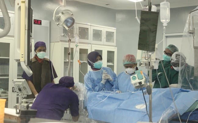 rs_usu_operasikan_cath_lab_untuk_tangani_penyakit_jantung