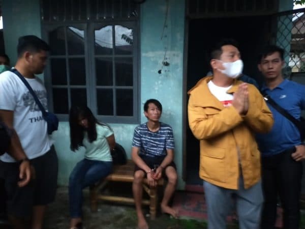 rumah_kosong_di_jalan_melanthon_siregar_gang_pd_digerebek_sepasang_kekasih_bersama_satu_pria_ditangkap