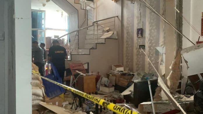 rumah_meledak_di_medan_diduga_disebabkan_kebocoran_regulator_gas
