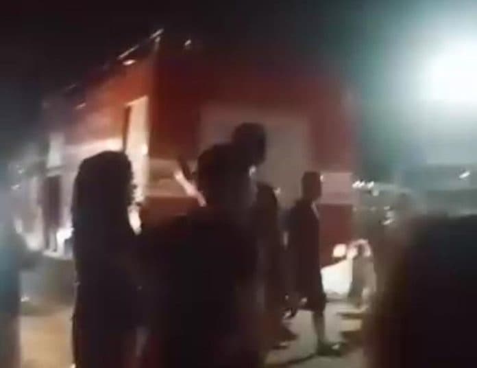 rumah_polisi_hangus_terbakar_di_tanjung_morawa_2_sepeda_motor_gosong