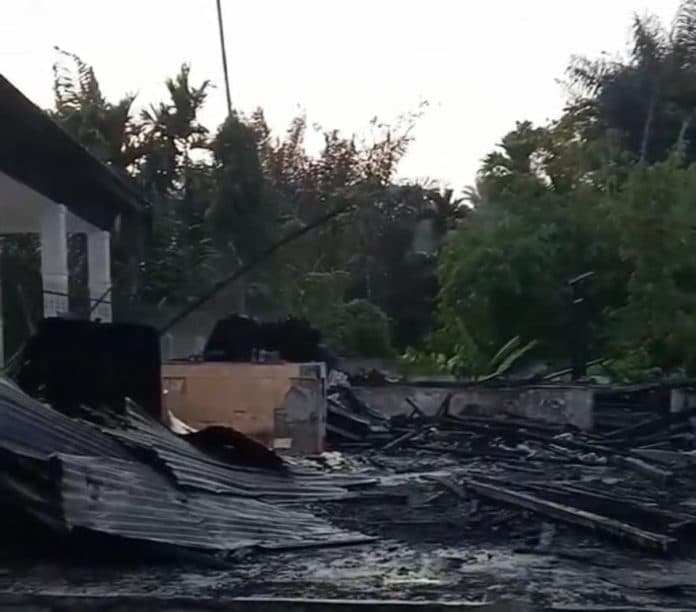 rumah_terbakar_di_sibolangit_penyandang_disabilitas_tewas_terpanggang