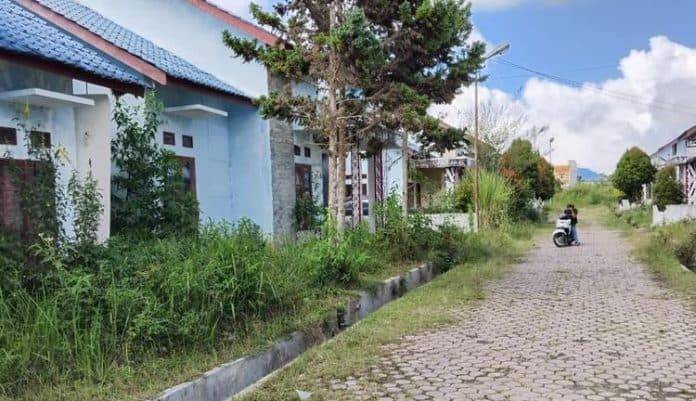 rumdis_pemkab_simalungun_banyak_tak_dihuni_dan_tidak_terurus