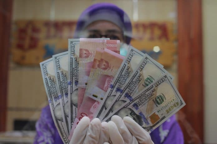 rupiah_melemah_mengikuti_penurunan_mata_uang_asia